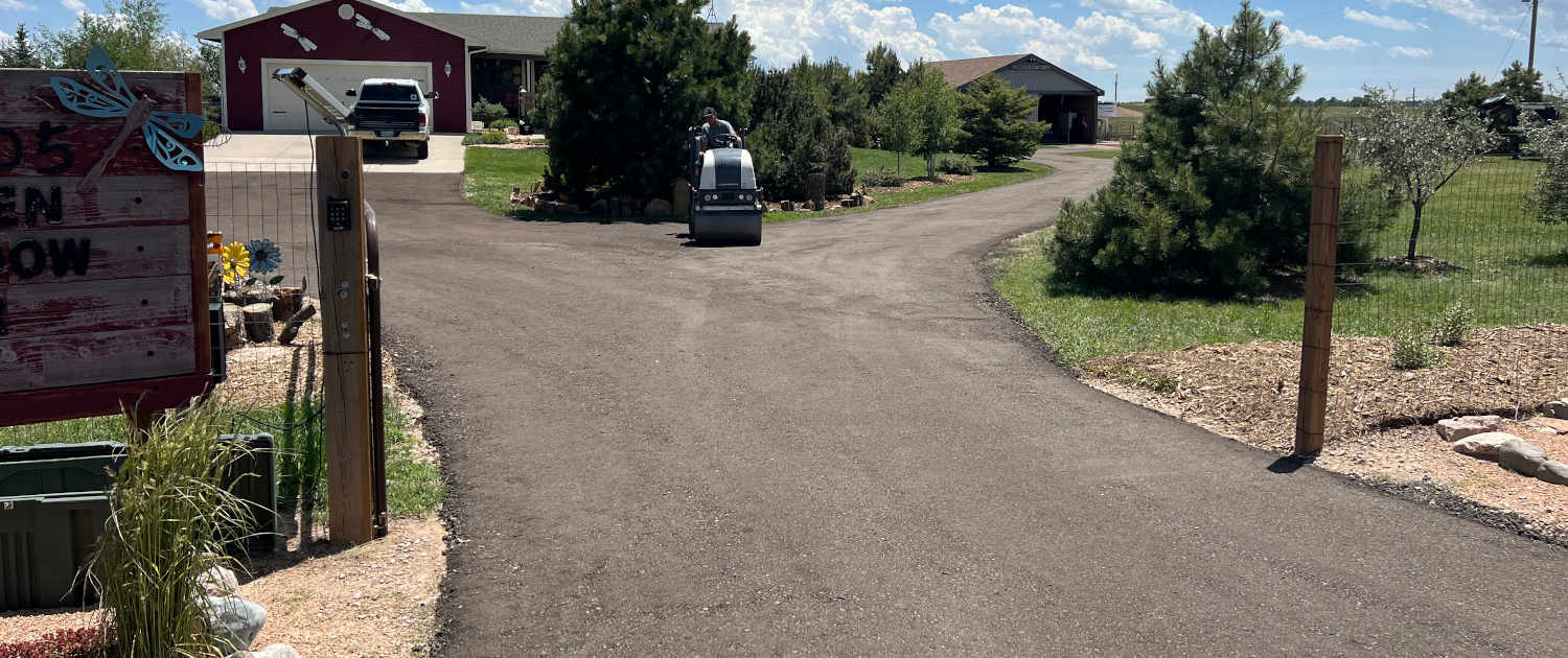 driveway with asphalt millings